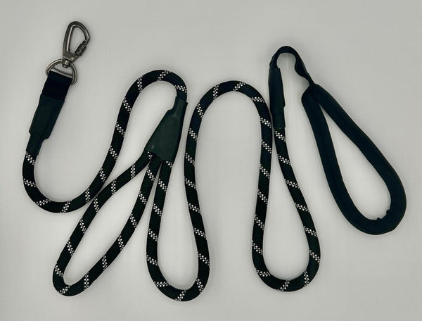 Rope leash with double handle. Available in red, black or blue. Bullybeds.com Black 